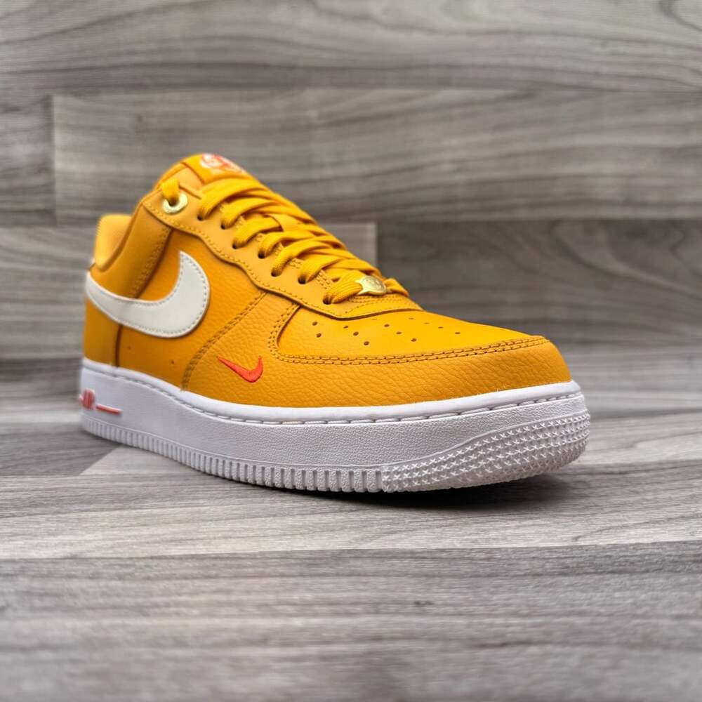 Nike Air Force 1 Low '07 SE 40th Anniversary Yellow...